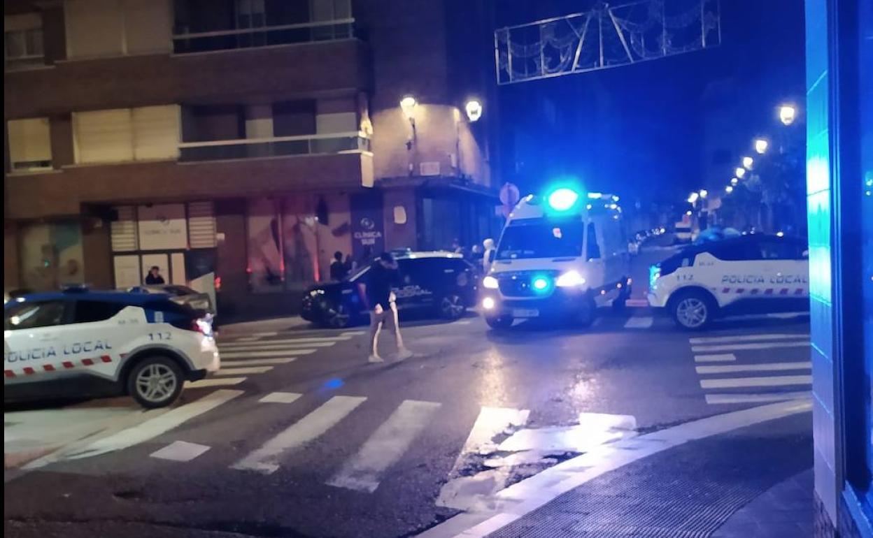 La ambulancia llega al lugar de la agresión, cerca del Seminario.