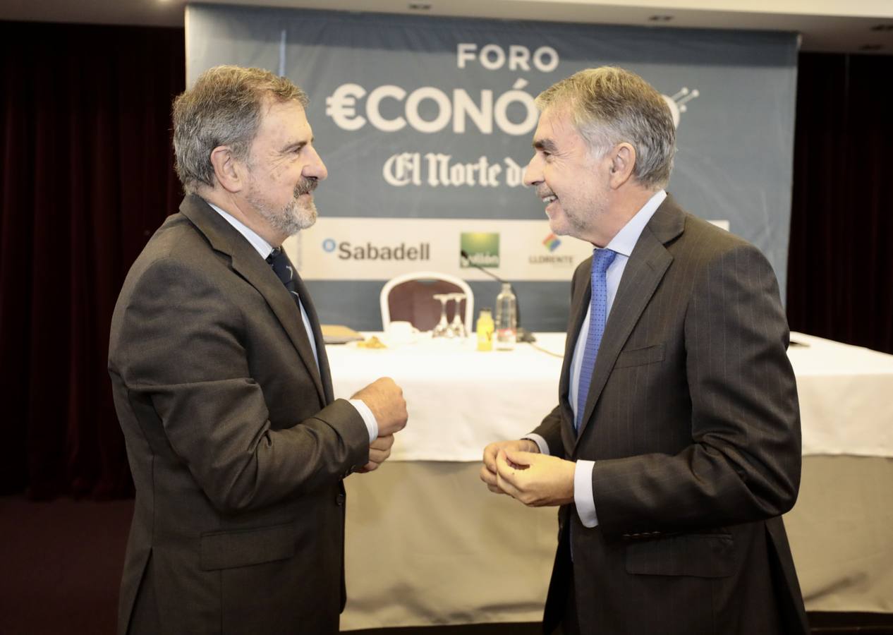 Fotos: Ignacio Marco-Gardoqui, en el Foro Económico de El Norte