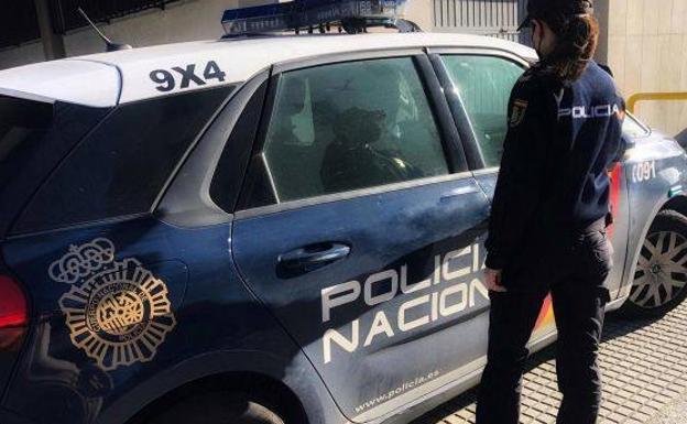 Detenida una mujer por amenazar a un hombre con un cuchillo de cocina en Valladolid