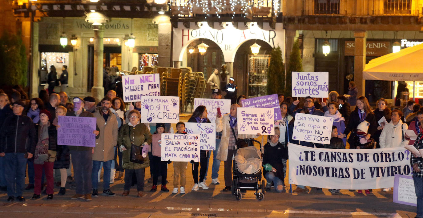 Concentración contra la violencia machista en Segovia.