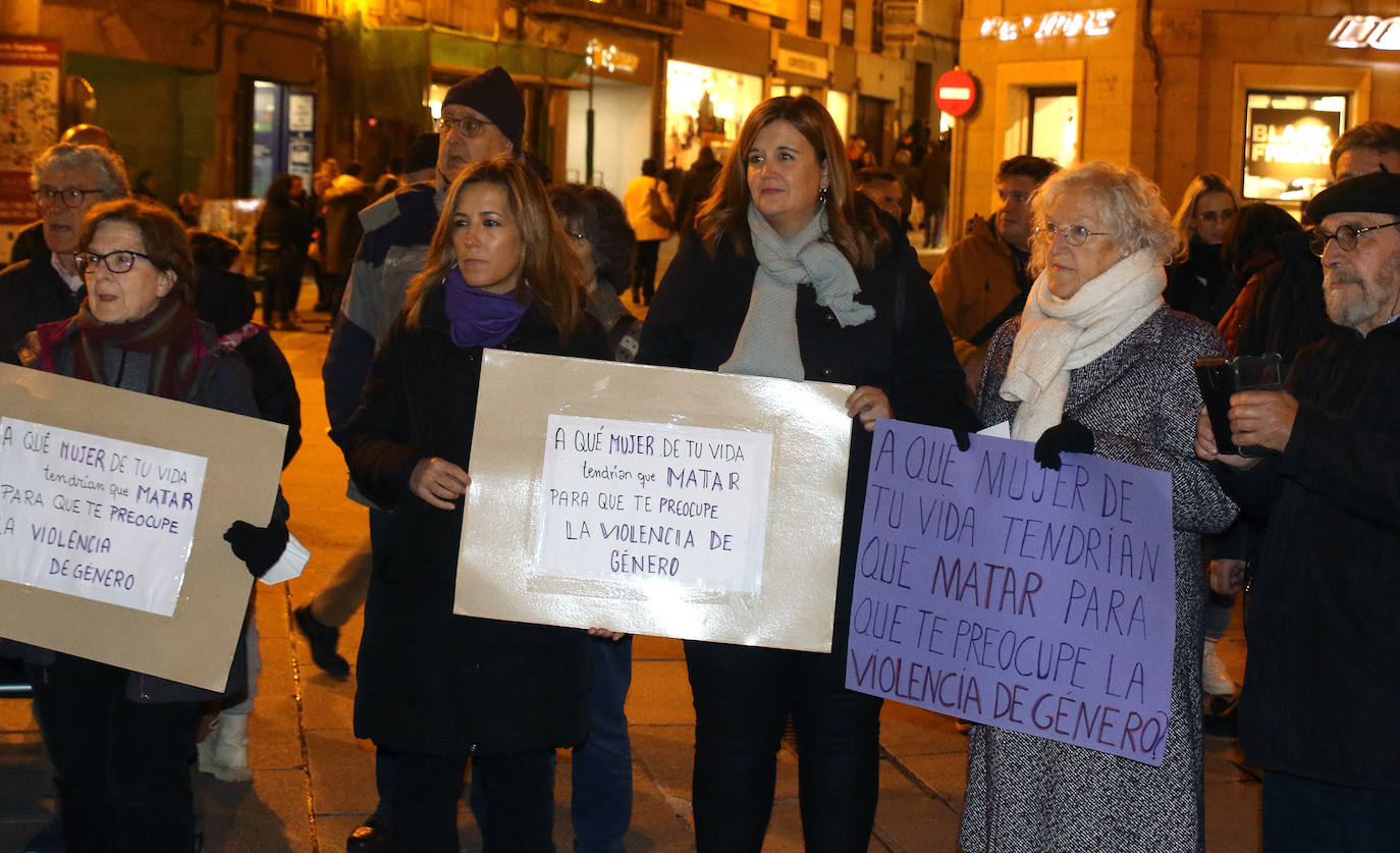 Concentración contra la violencia machista en Segovia.