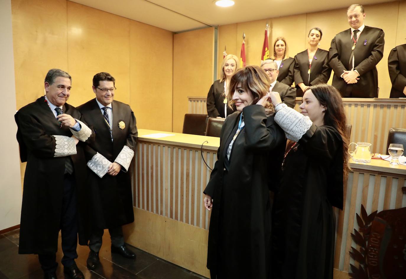 Fotos: El Colegio de Abogados de Valladolid entrega sus insignias