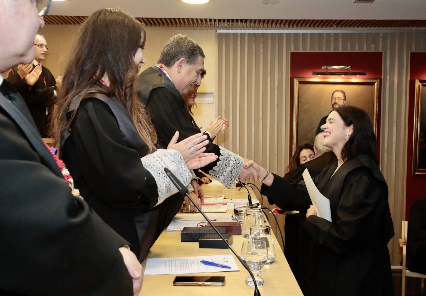 Fotos: El Colegio de Abogados de Valladolid entrega sus insignias