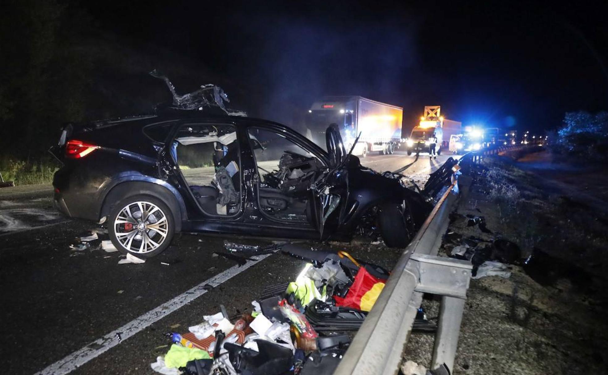 Turismo siniestrado el 26 de agosto en la carretera de Soria en Peñafiel. 