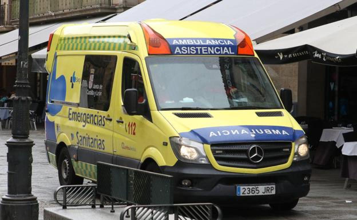 Ambulancia de Sacyl en Segovia. 