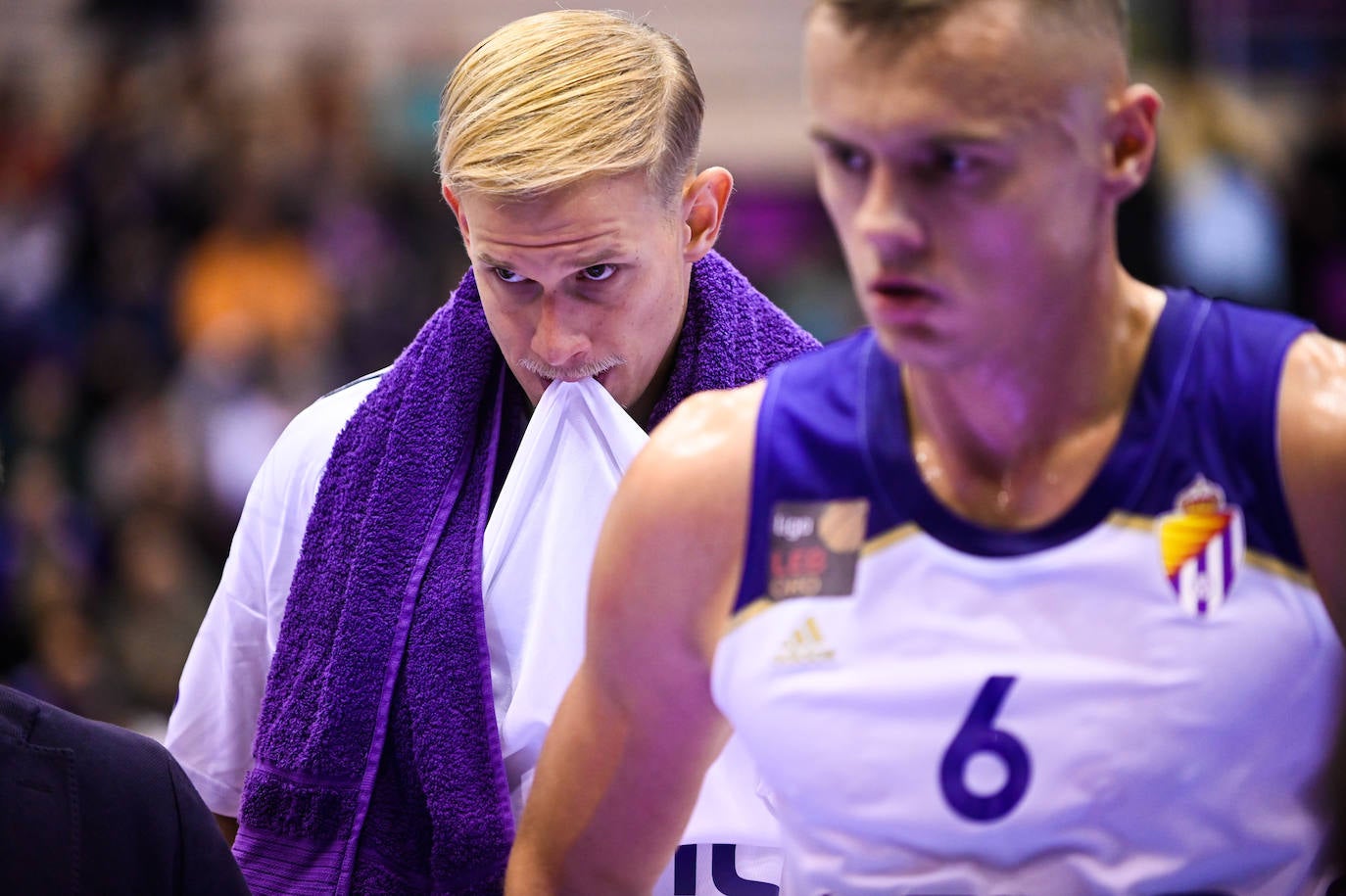 Fotos: Mucho sufrimiento en el enfrentamiento entre el Real Valladolid Baloncesto y el Almansa