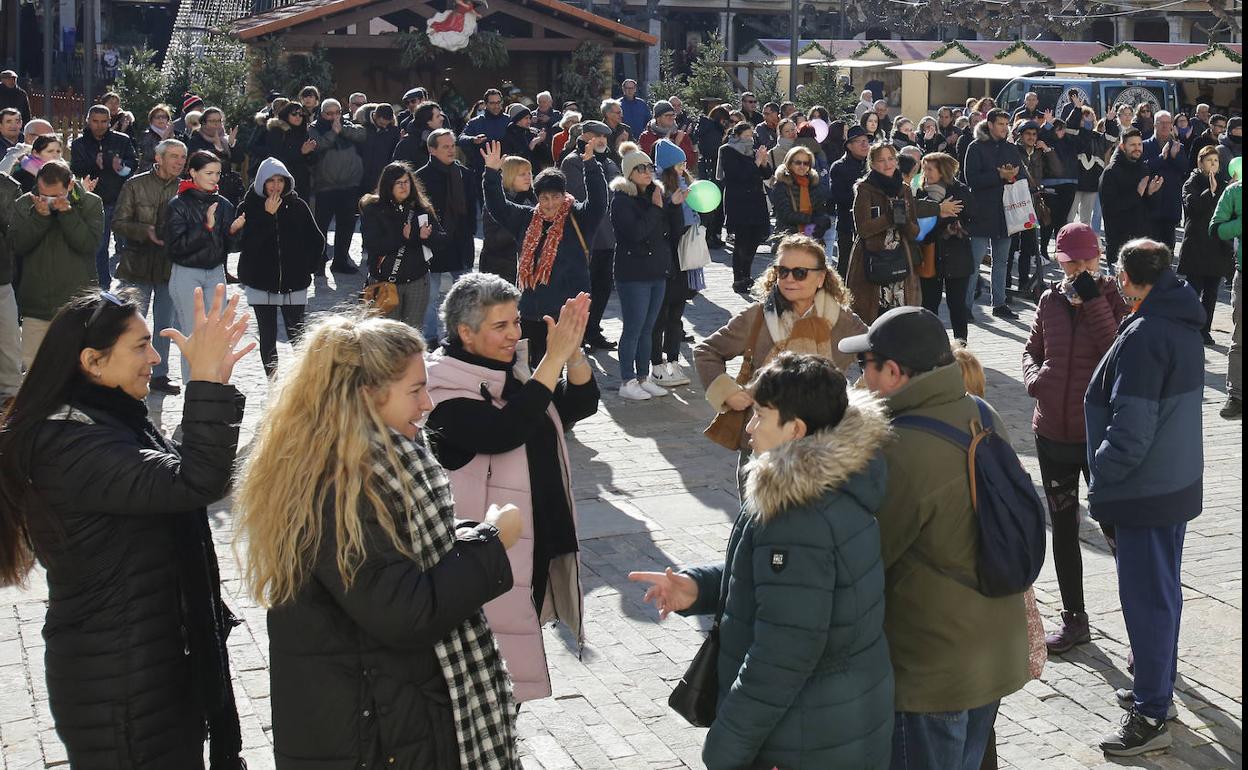 Celebración del Día de la Discapacidad en la Plaza Mayor.