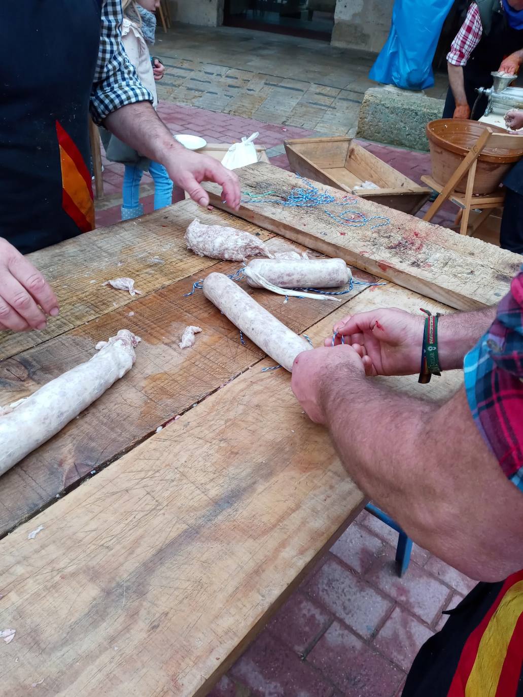 Fotos: IV Fiesta de la Matanza en Villabrágima (Valladolid)