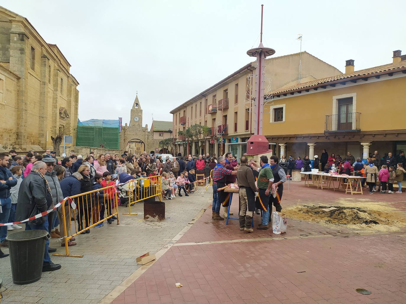 Fotos: IV Fiesta de la Matanza en Villabrágima (Valladolid)