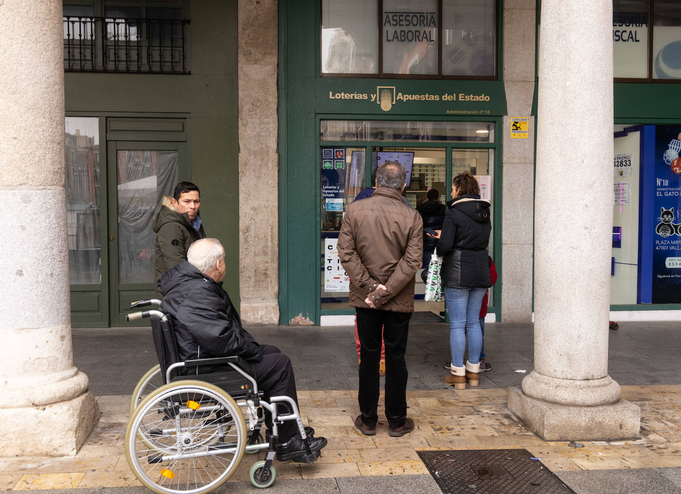 Fotos: Los vallisoletanos ultiman sus compras de cara a la Lotería de Navidad