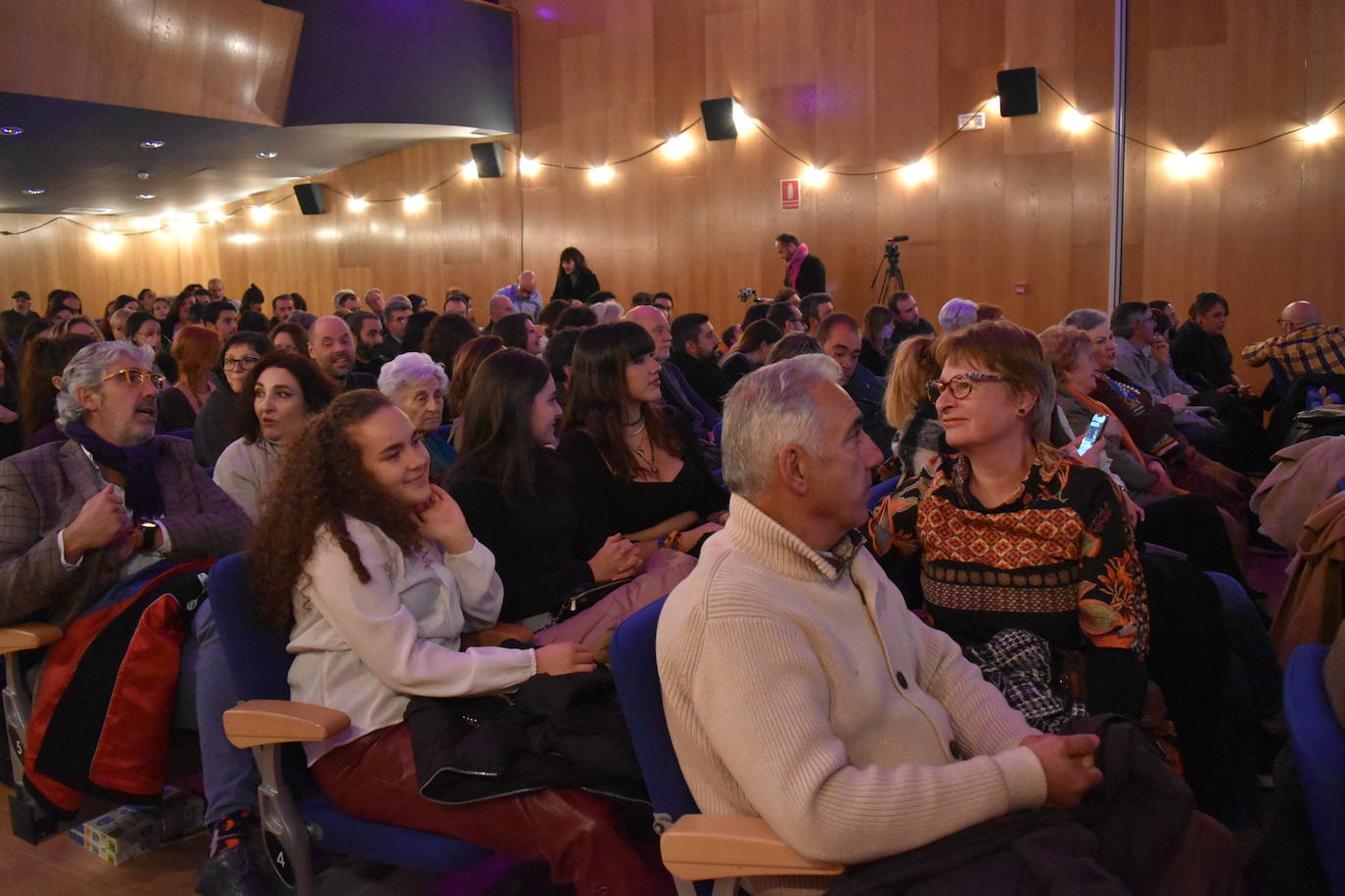 Fotos: Invitados a la clausura del Festival de Aguilar