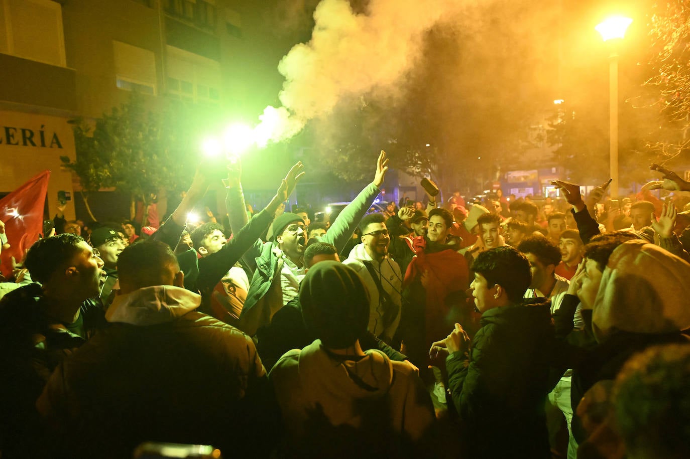 Fotos: La comunidad marroquí celebra el pase a semifinales de su selección del Mundial de Qatar