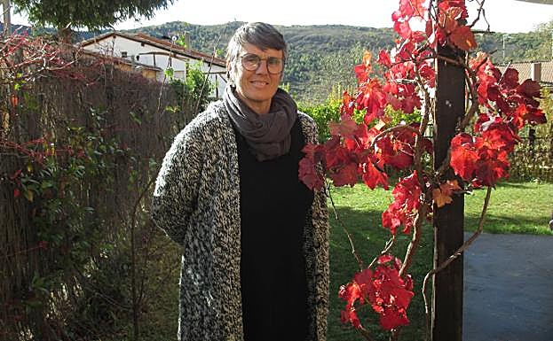 Blanca López Erquicia, en San Vicente del Valle, pequeño pueblo de la Sierra de la Demanda burgalesa donde vive y desarrolla sus proyectos de emprendimiento.