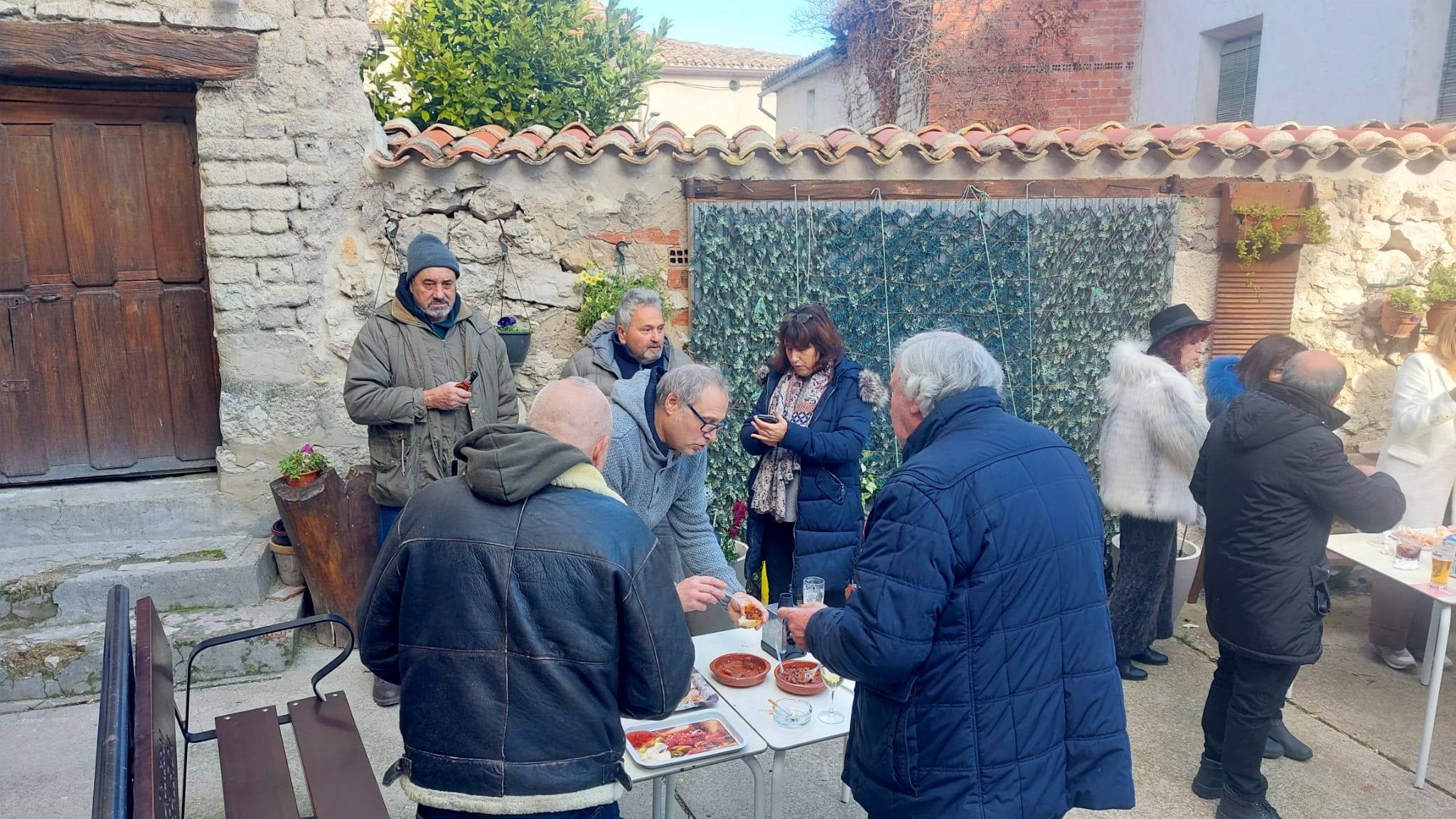 Los hermedeños disfrutan de un animado programa festivo para celebrar Santa Bárbara