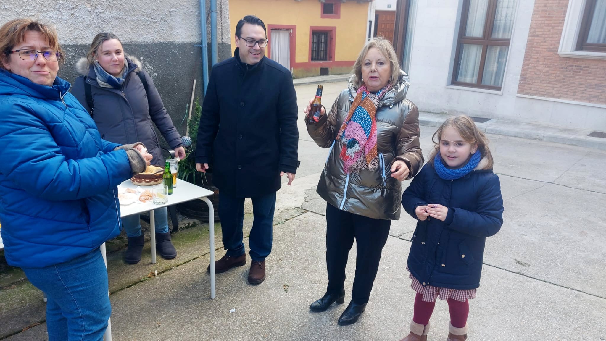 Los hermedeños disfrutan de un animado programa festivo para celebrar Santa Bárbara