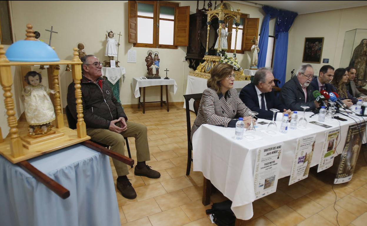 Presentación del Bautizo del Niño.