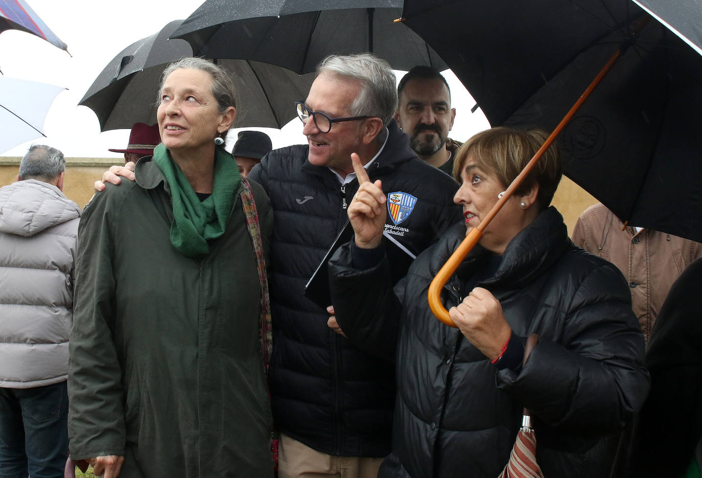 Los restos de Lucía Bosé descansan desde hoy en el cementerio de Brieva. 