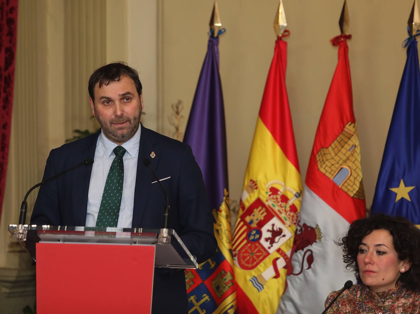 Fotos: Un libro homenaje al poeta y farmacéutico Fernández Nieto