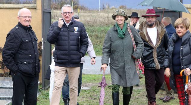 Los restos de Lucía Bosé descansan desde hoy en el cementerio de Brieva. 