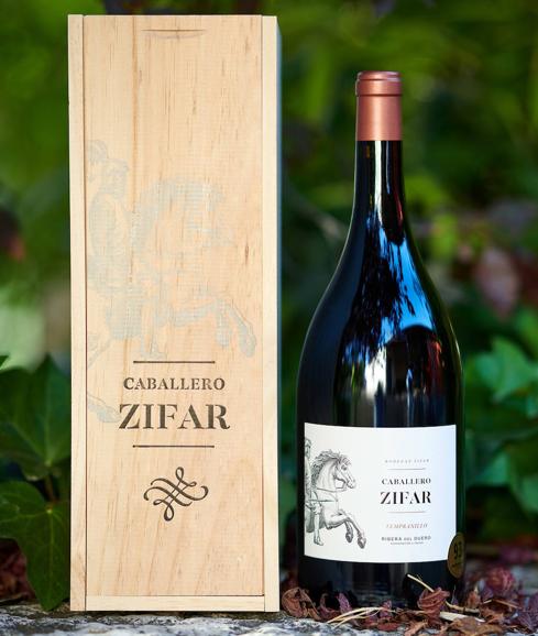 Botella y estuche de Caballero Zifar.