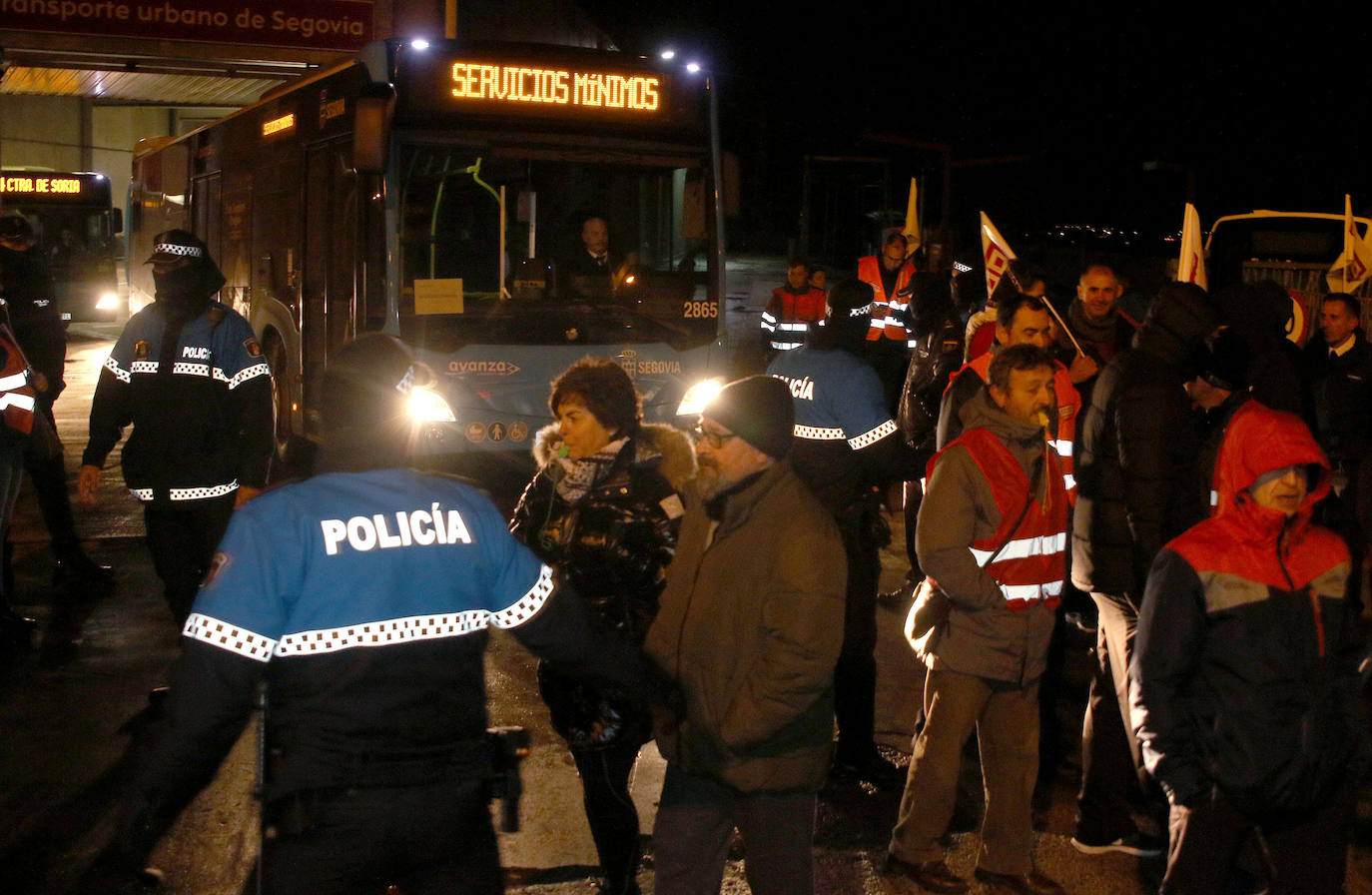 Huelga de autobuses en Segovia. 