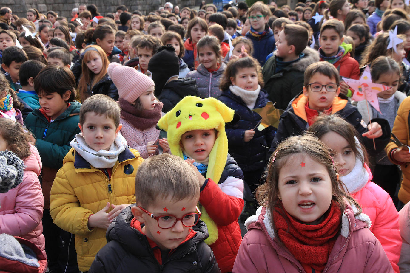 Felicitación navideña a Segovia por parte de los alumnos del Claret.