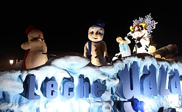 La Reina Elsa y Papá Noel no faltarán a la cita con los niños de Valladolid hoy, a las 18:30 horas. 