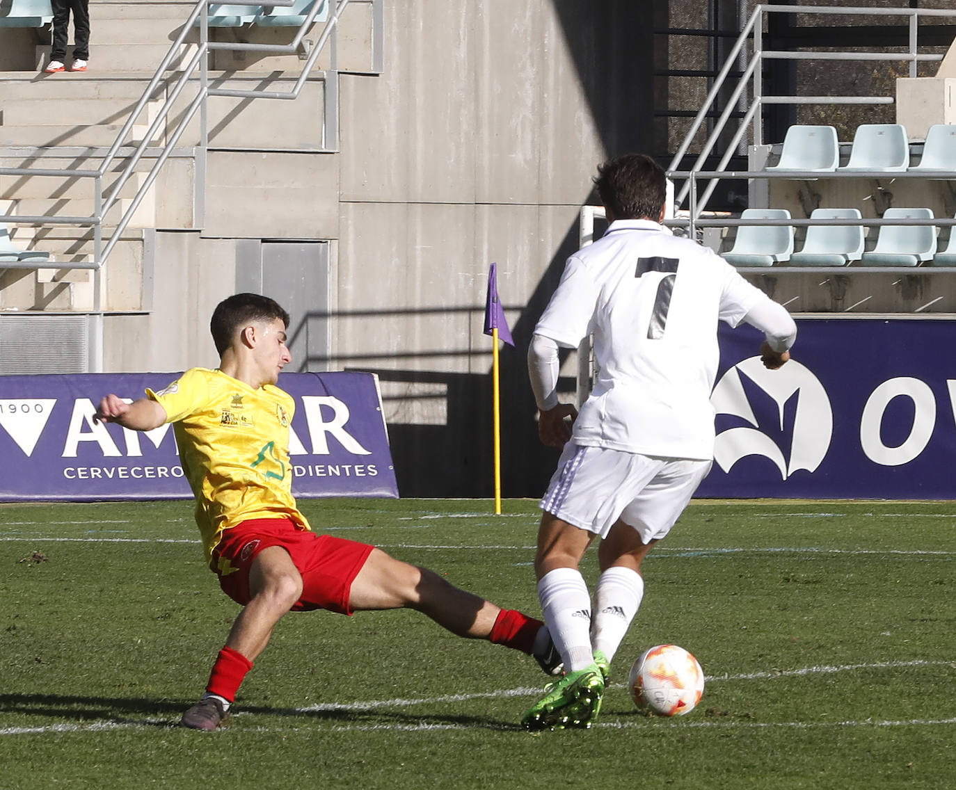 Fotos: Álvaro Arbeloa y otras caras conocidas se dejan querer en La Balastera
