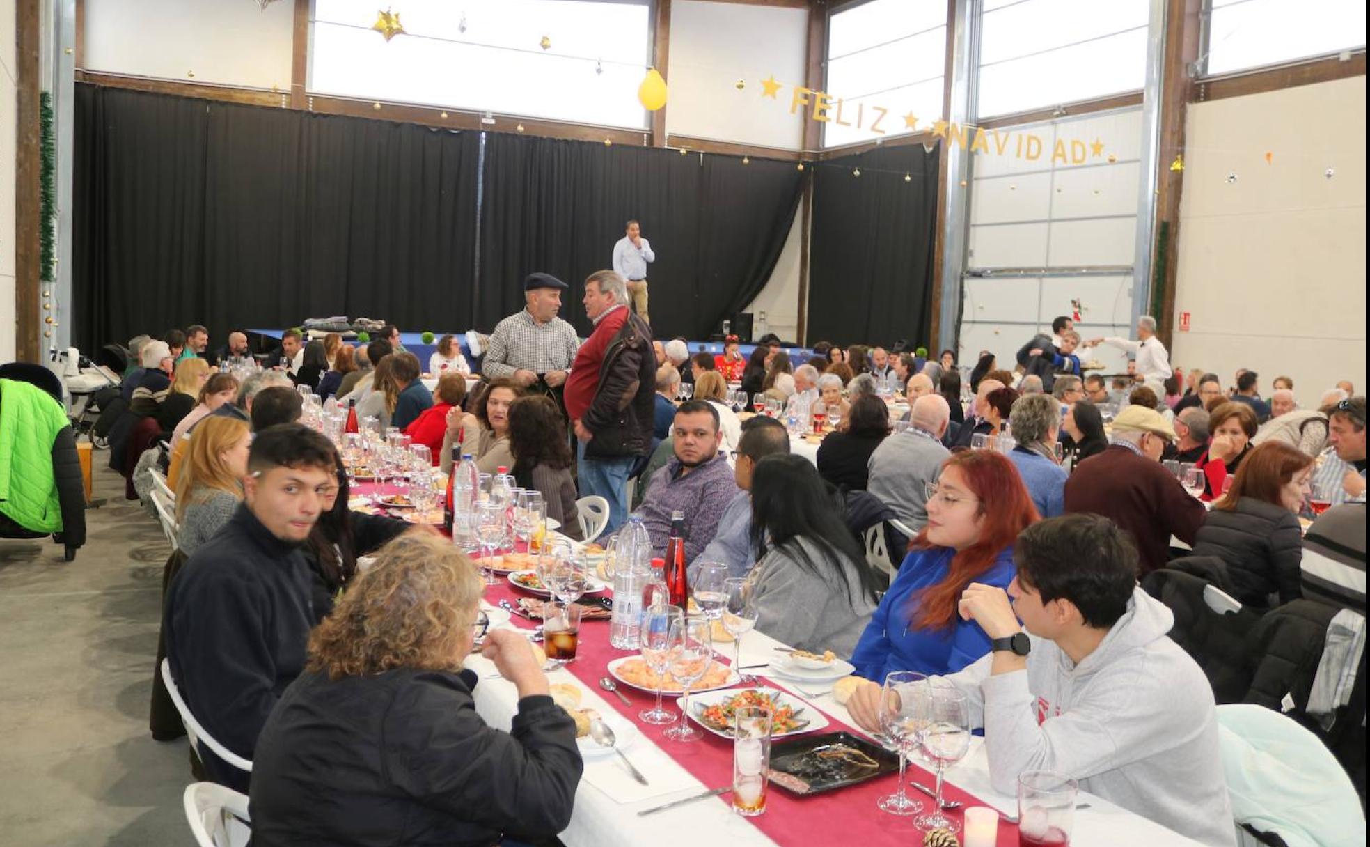 Comida navideña de celebración en Hornillos de Cerrato. 