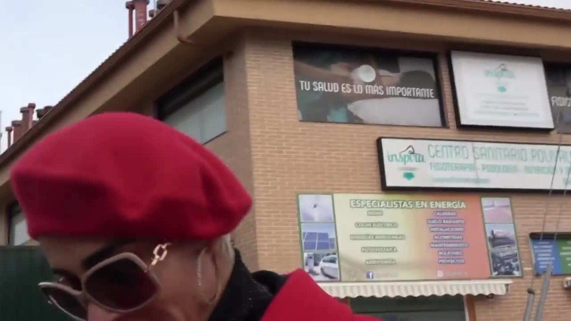 La sonrisa de Ana María Aldón tras las imágenes de Ortega Cano con Isabel Luna