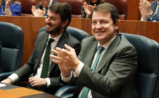 El aliento de Vox en la nuca del PP