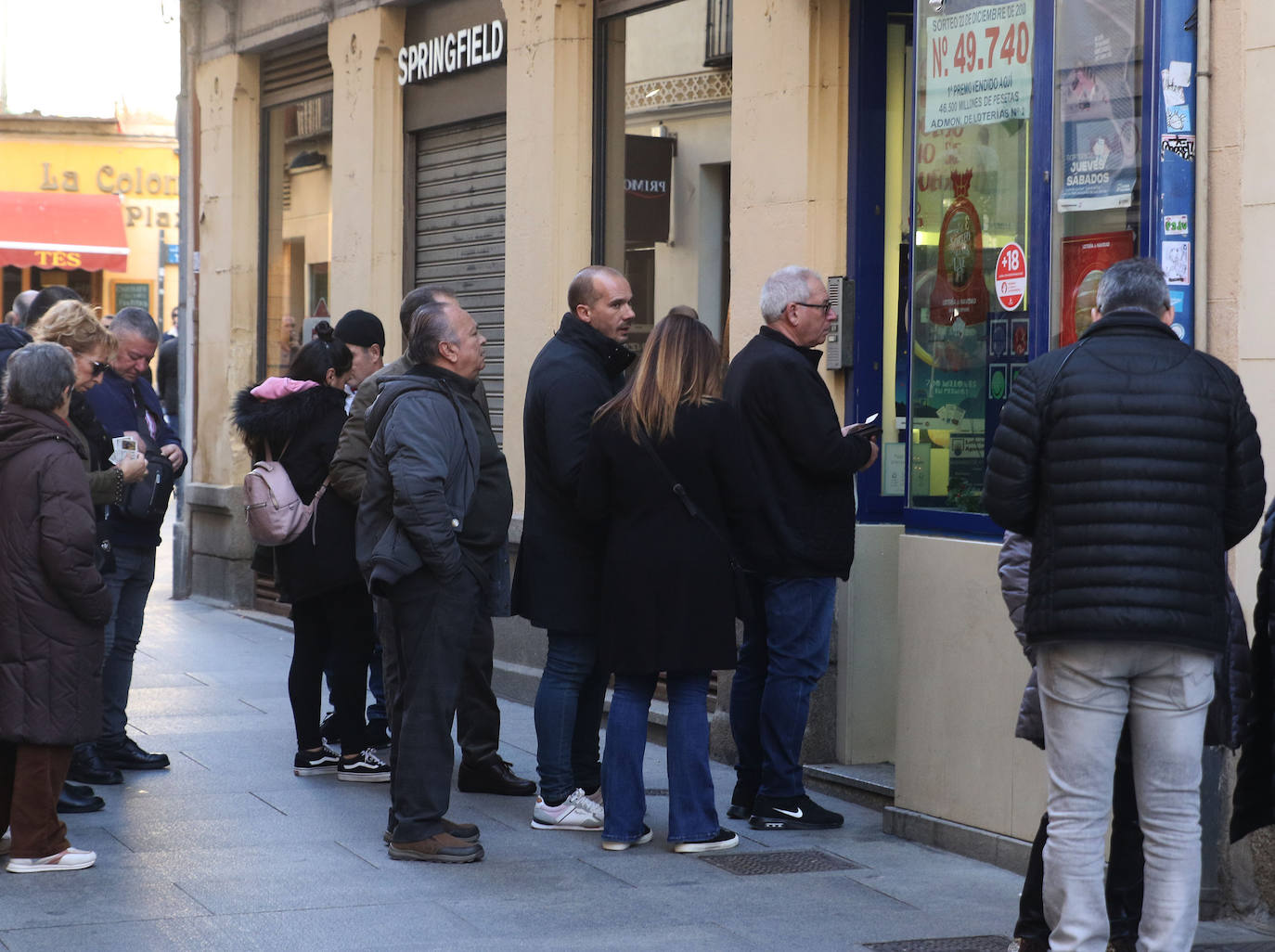 Ambiente navideño en las calles de Segovia.