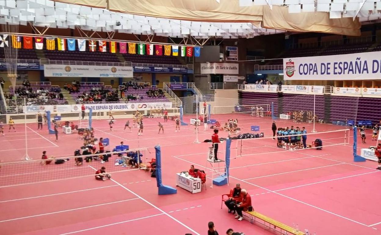 Panorámica del Pisuerga durante la celebración de la Copa de España. 