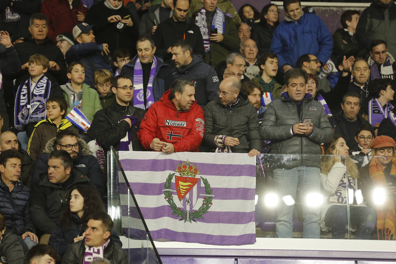 Fotos: Búscate en la grada de Zorrilla (5/5)