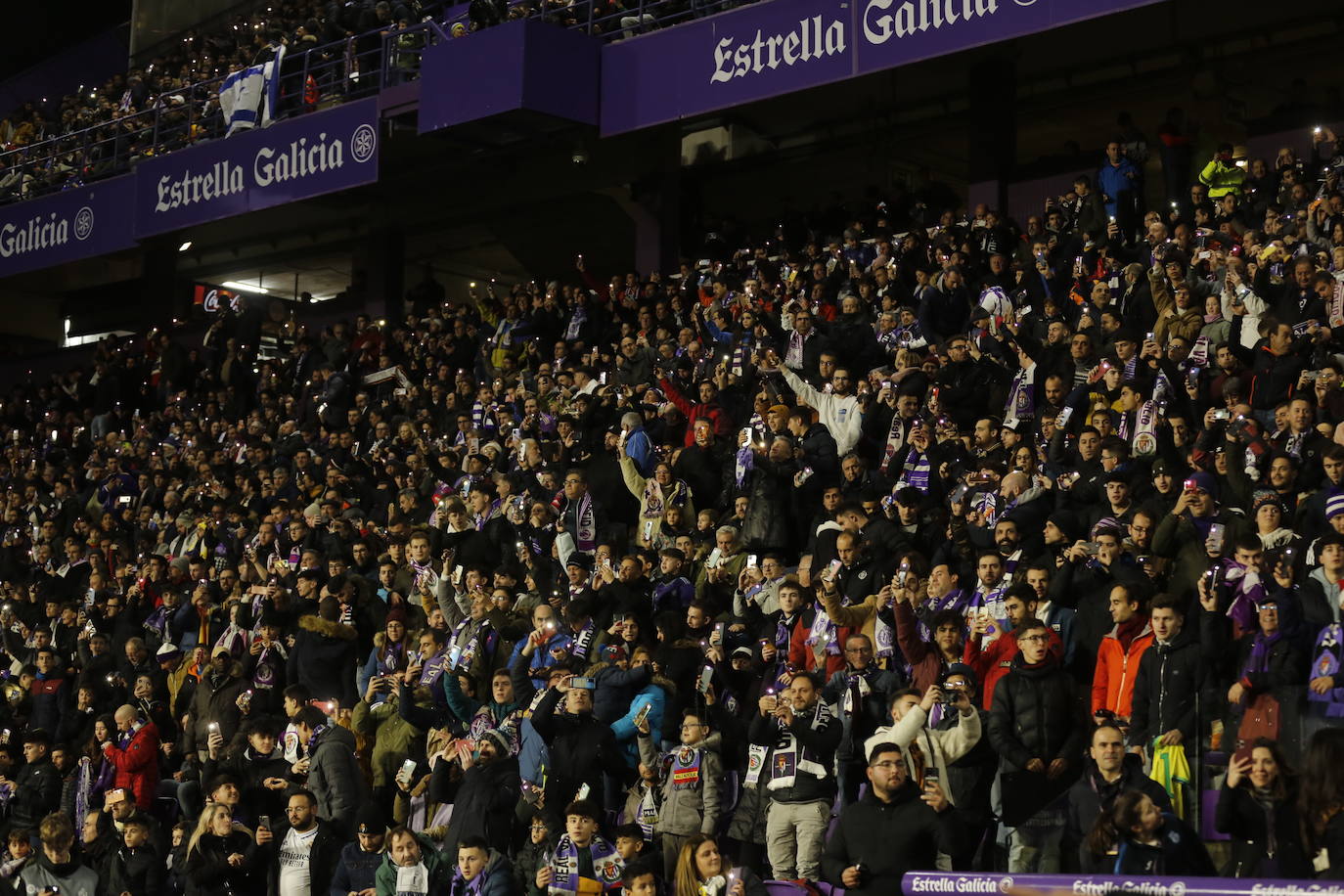 Fotos: Búscate en la grada de Zorrilla (5/5)