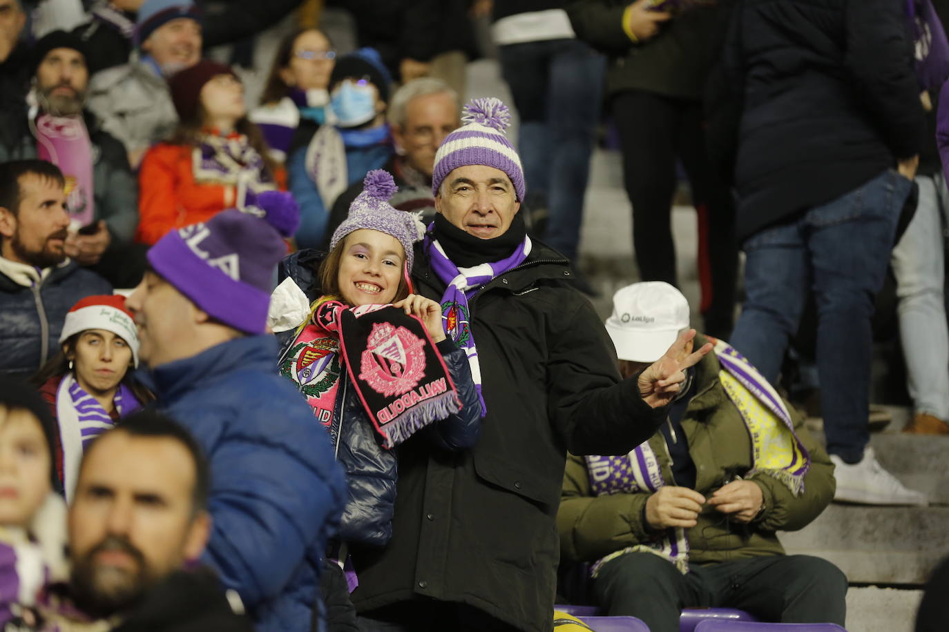 Fotos: Búscate en la grada de Zorrilla (1/5)