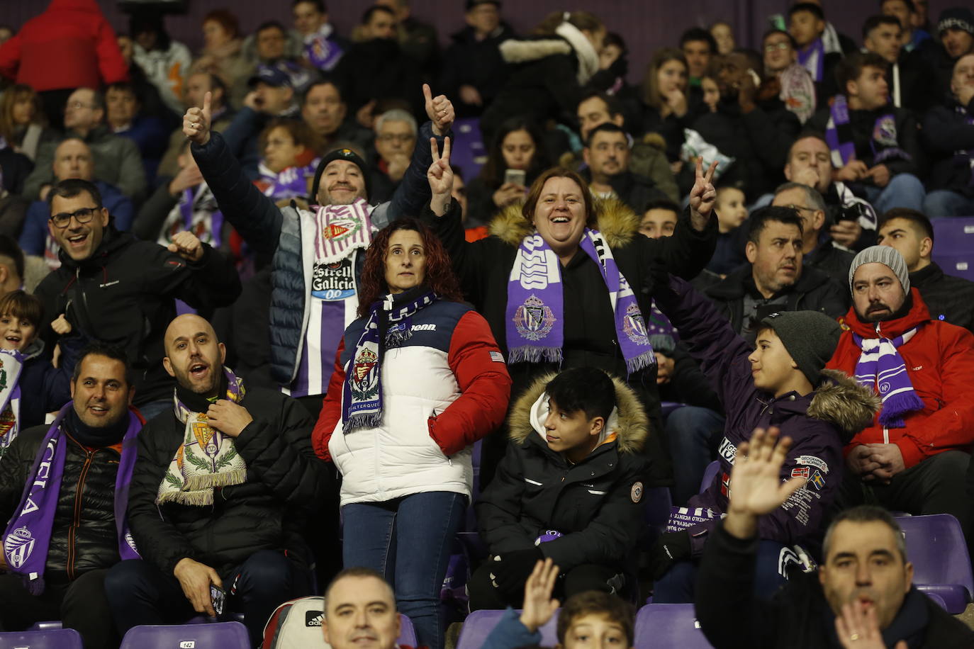 Fotos: Búscate en la grada de Zorrilla (2/5)