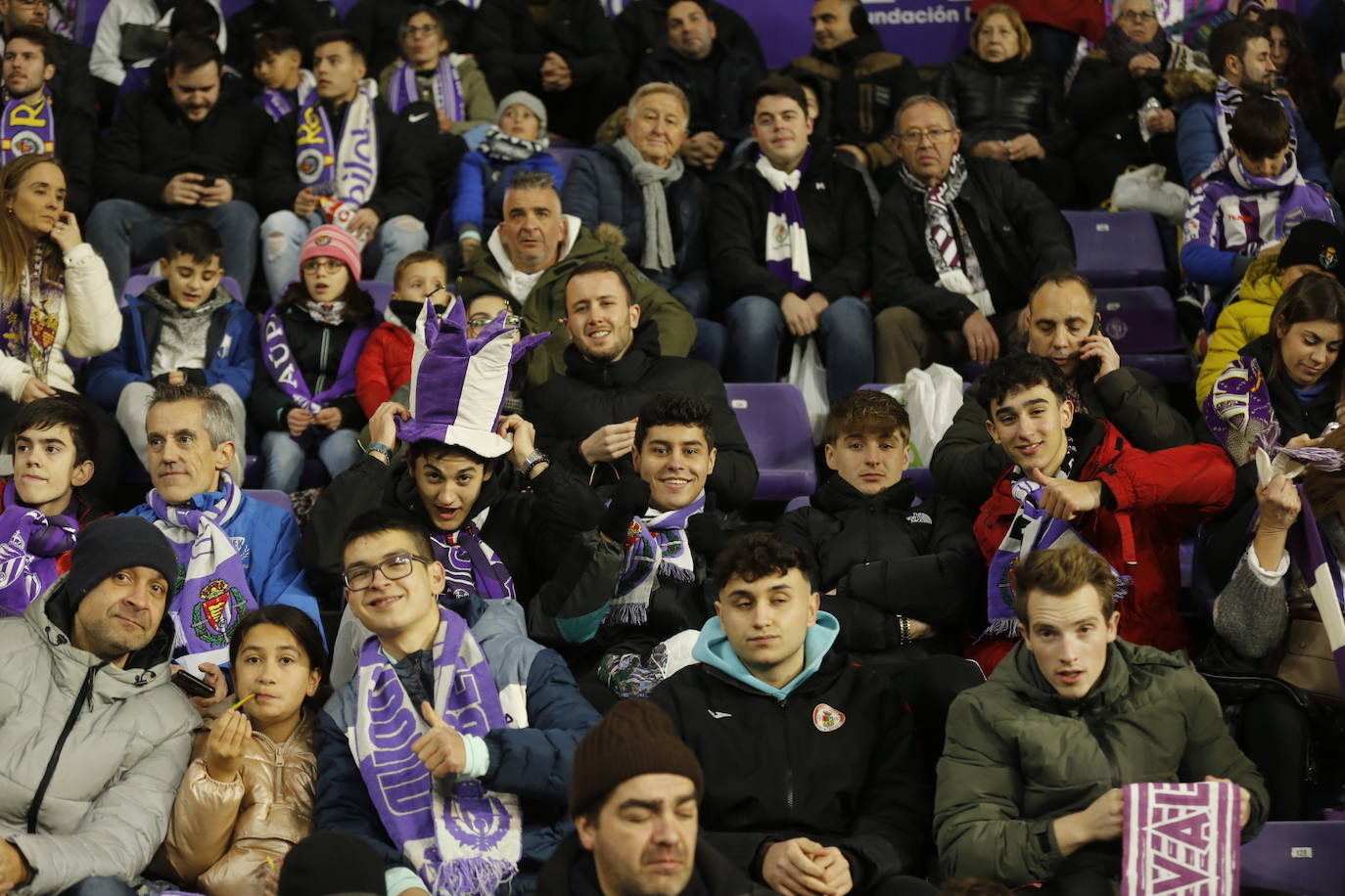 Fotos: Búscate en la grada de Zorrilla (3/5)