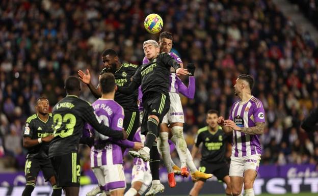 Javi Sánchez, el mejor del Real Valladolid ante el Madrid