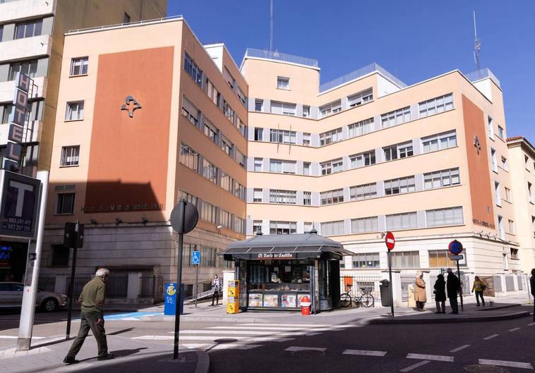 El quiosco de la calle San Blas, que cerrará el día 31 para favorecer las obras en la entrada del Hospital Recoletas Felipe II.