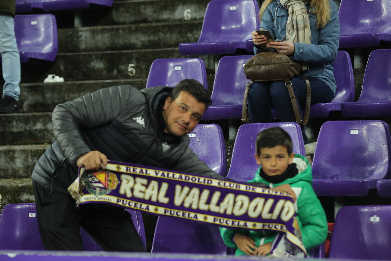 Búscate en la grada del José Zorrilla (1/4)