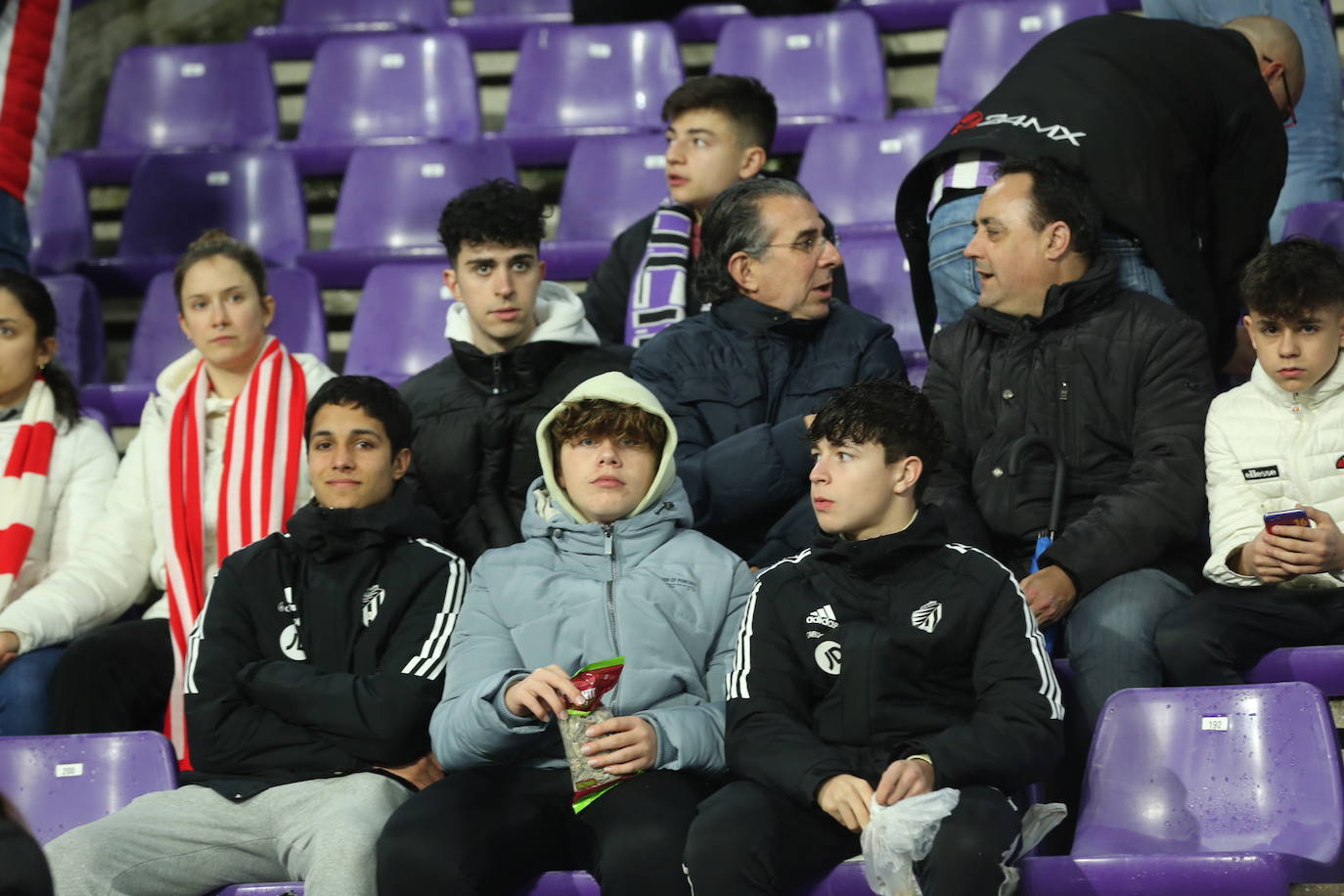 Búscate en la grada del José Zorrilla (1/4)