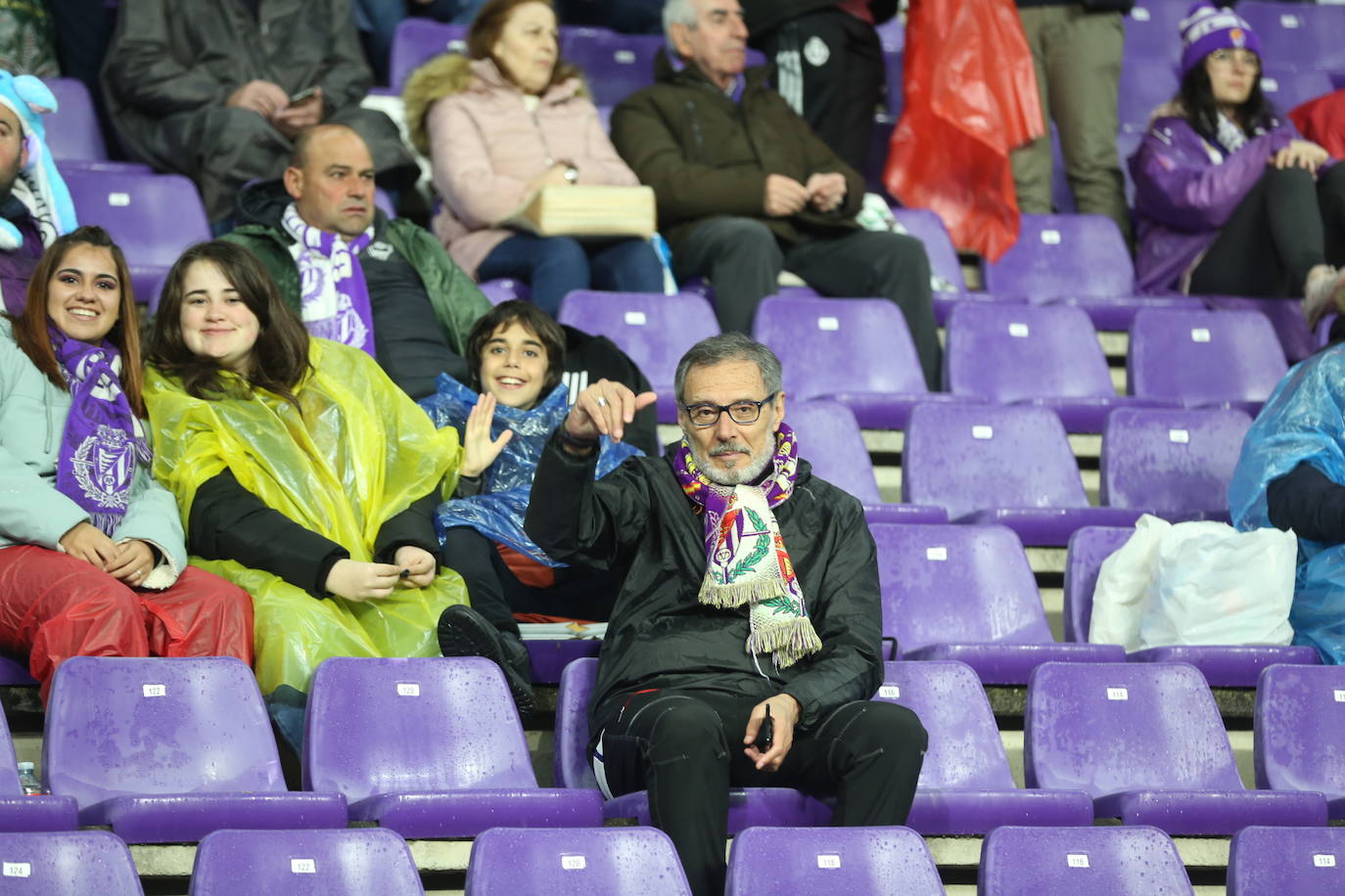 Búscate en la grada del José Zorrilla (2/4)