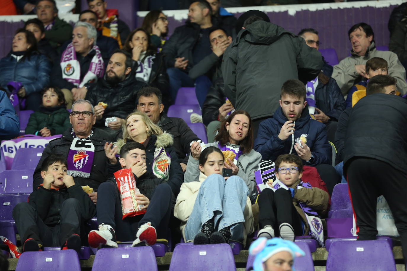 Búscate en la grada del José Zorrilla (2/4)