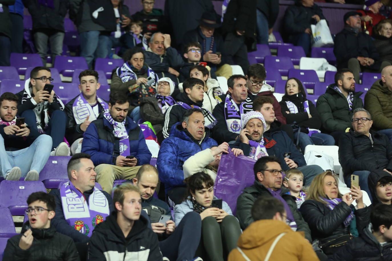 Búscate en la grada del José Zorrilla (3/4)