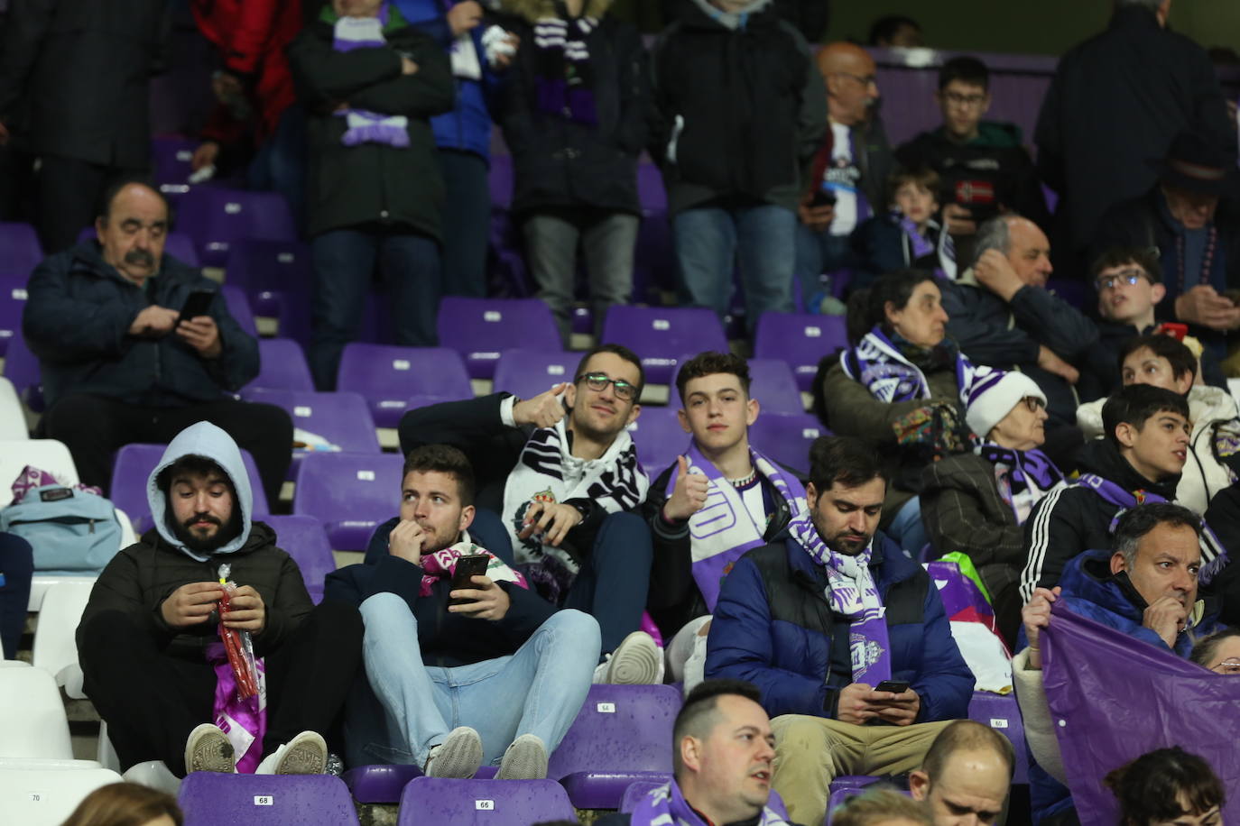 Búscate en la grada del José Zorrilla (3/4)