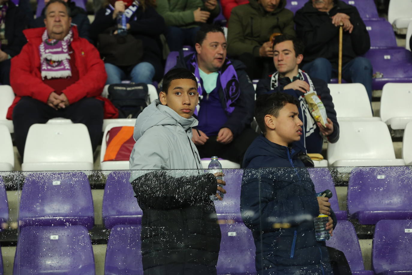 Búscate en la grada del José Zorrilla (3/4)