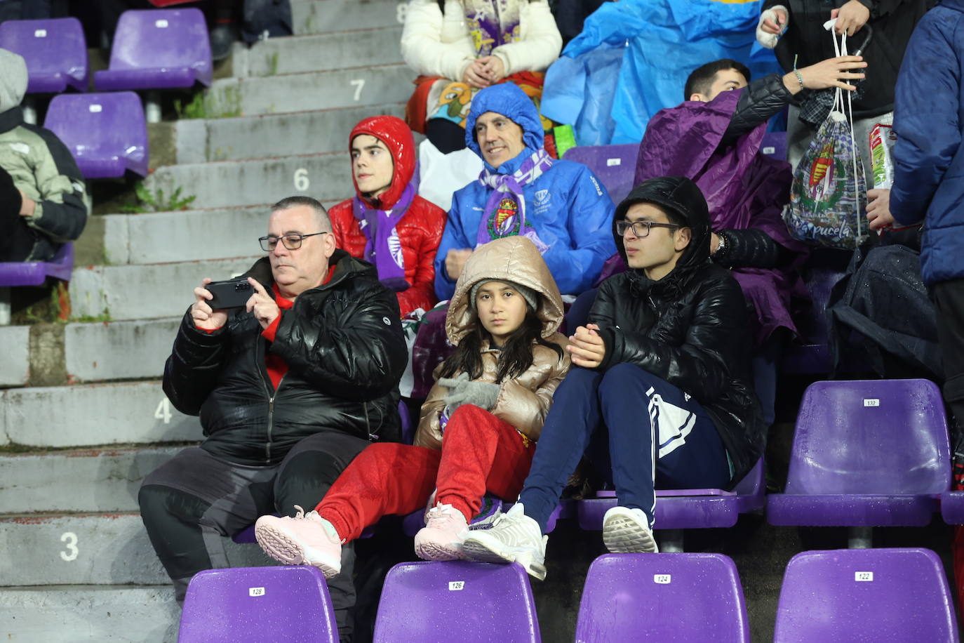 Búscate en la grada del José Zorrilla (4/4)