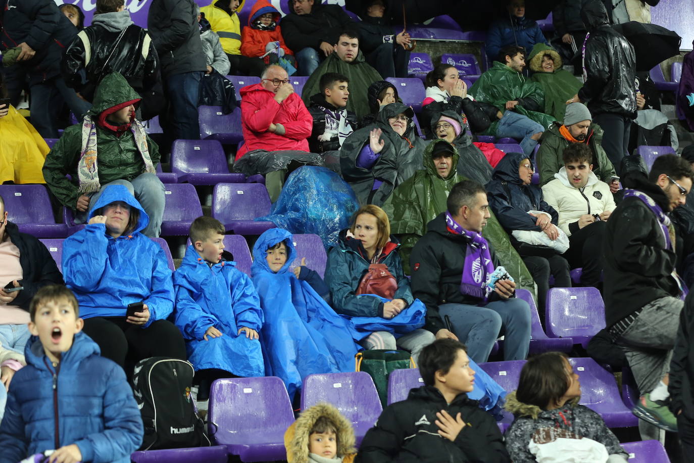 Búscate en la grada del José Zorrilla (4/4)