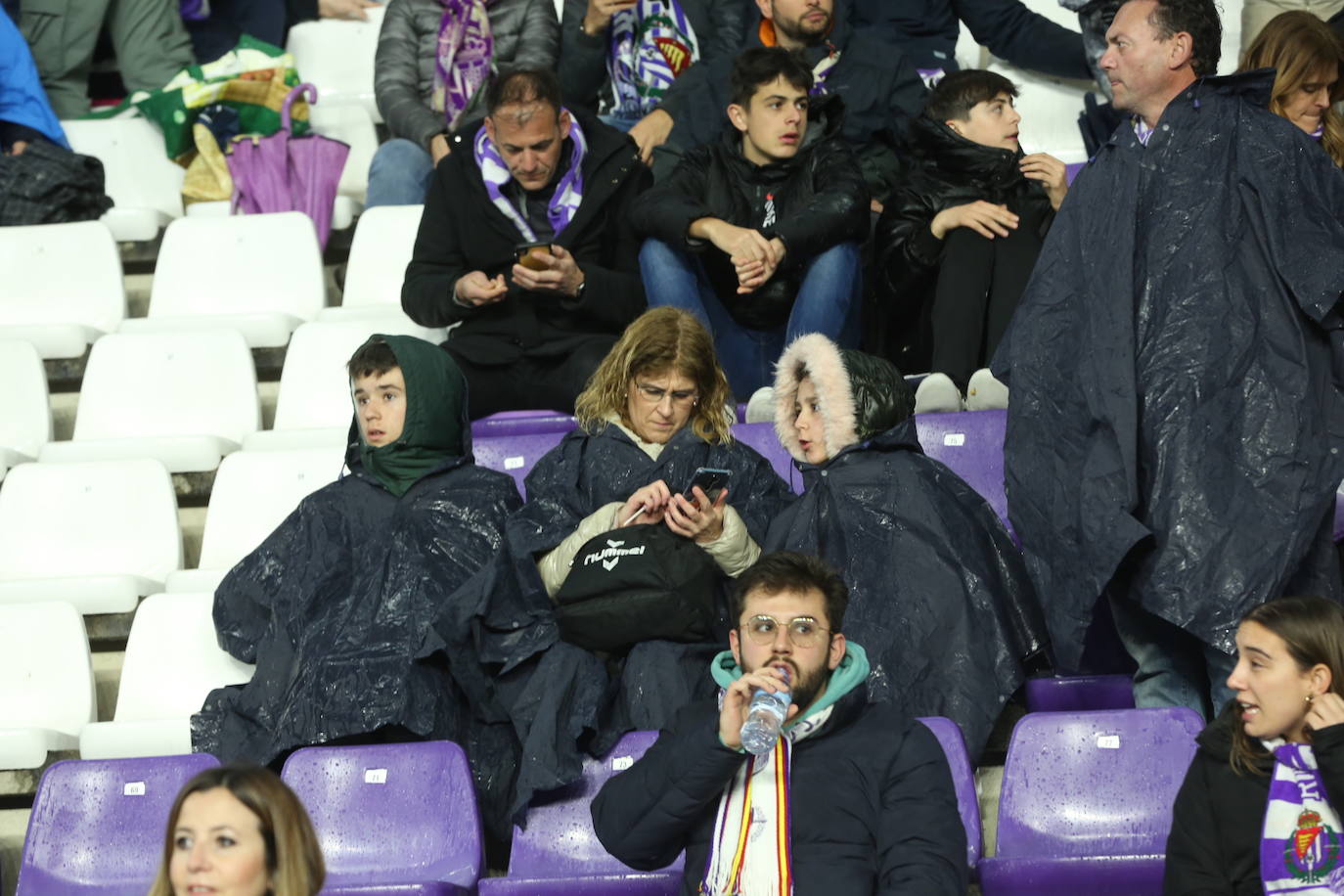 Búscate en la grada del José Zorrilla (4/4)